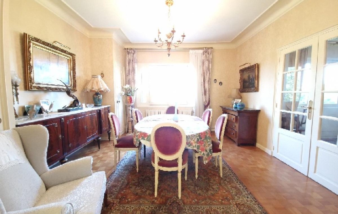 Nogent sur Oise Immobilier : Maison / Villa | NOGENT-SUR-OISE (60180) | 220 m2 | 389 000 € 