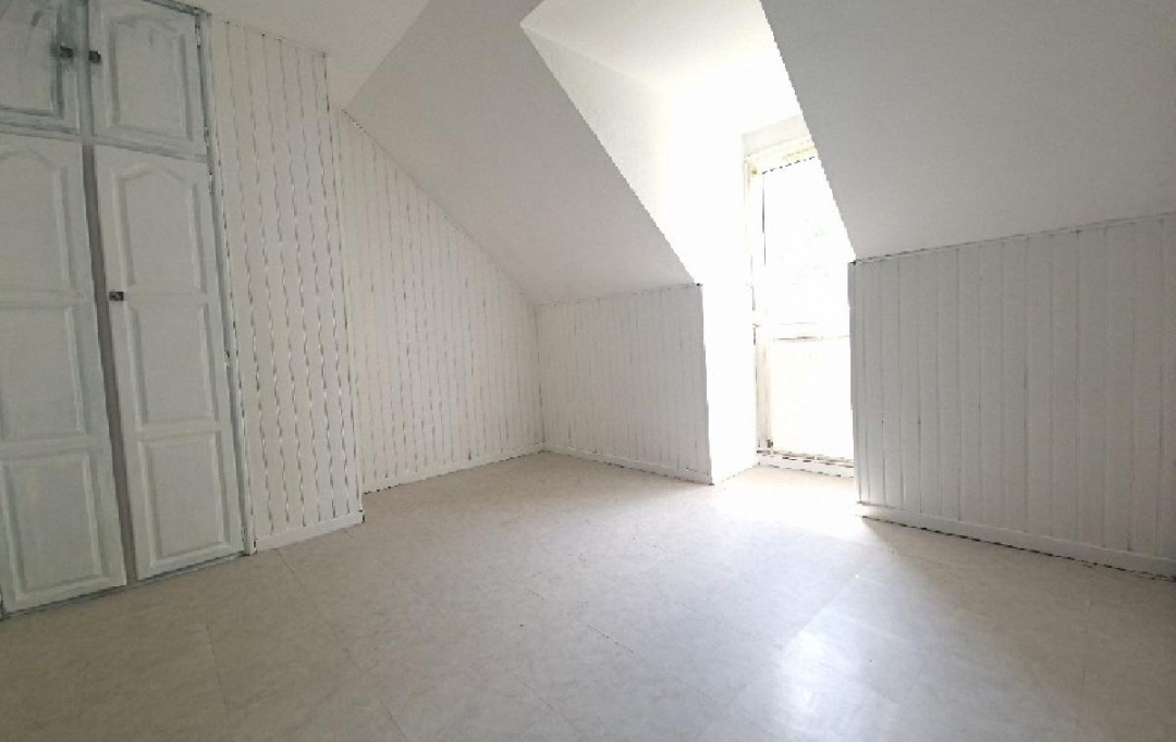 Nogent sur Oise Immobilier : Apartment | SAINT-LEU-D'ESSERENT (60340) | 76 m2 | 199 000 € 